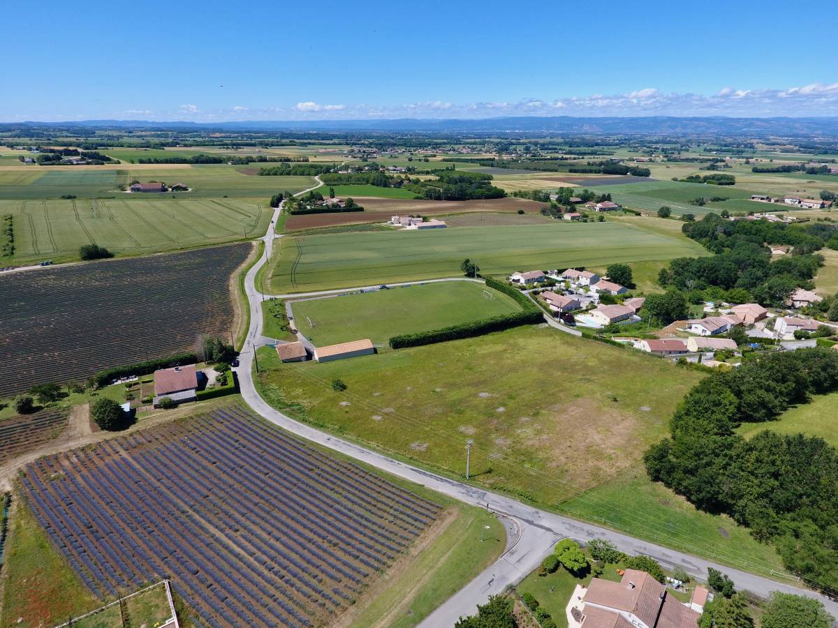 Marches en Drôme, terrain à vendre