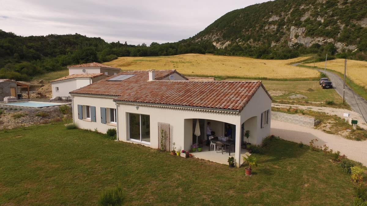 Maison de plain-pied personnalisée à Vaunaveys-la-Rochette, proche d'Allex et Upie